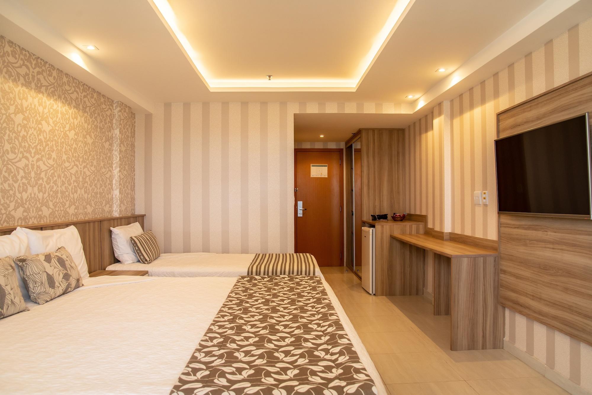Paradiso 4*