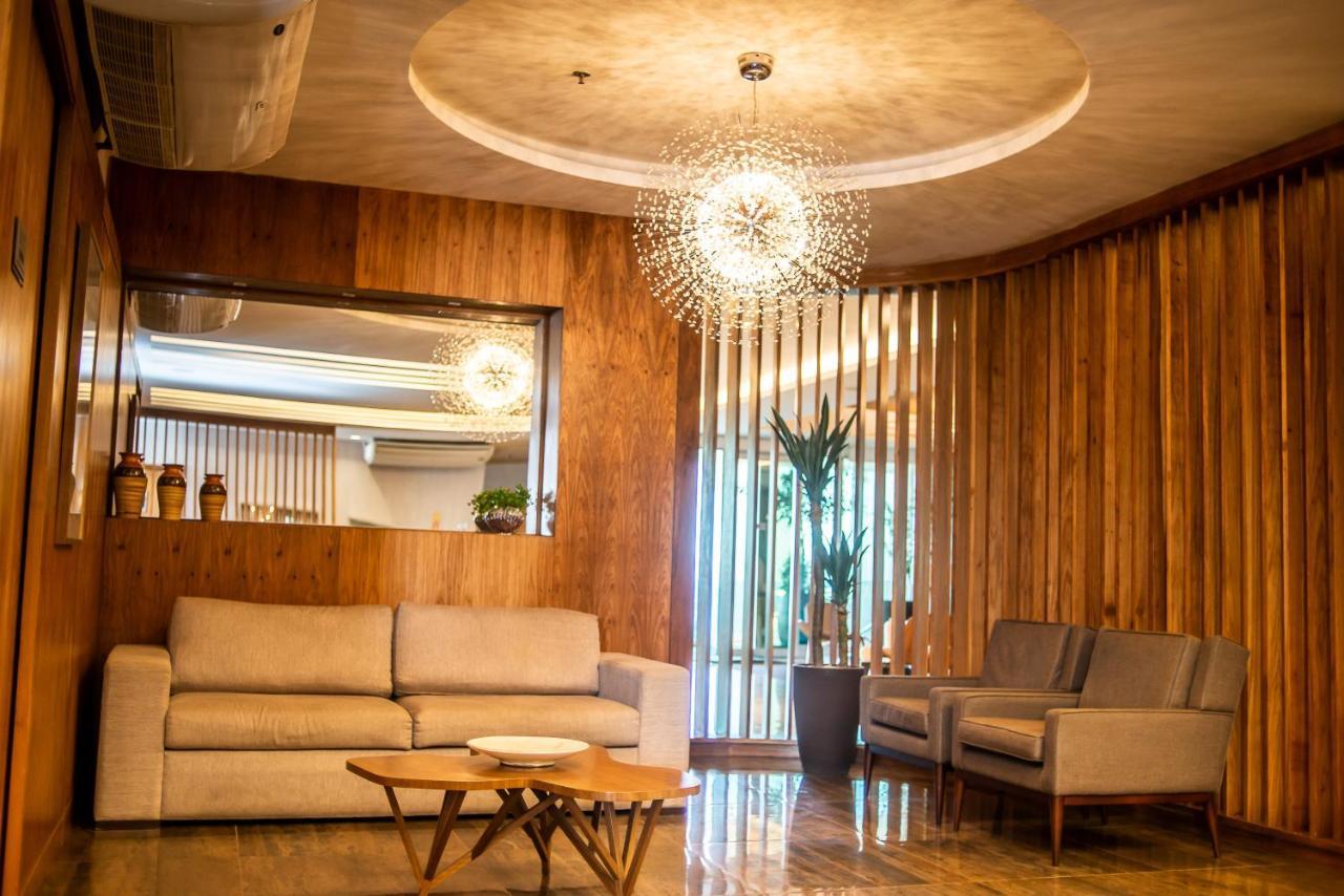 Paradiso 4*